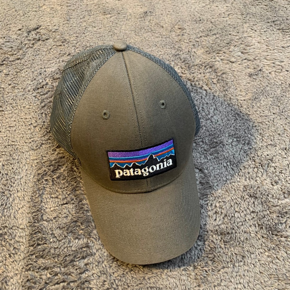 Patagonia‎ Trucker Hat Mesh Back Adjustable Snapback Cap
